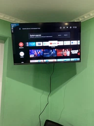 Телевізор Bravis LED-43H7000 Smart + T2 фото від покупців 4