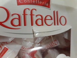 Конфеты Raffaello 300 г (5413548040875)