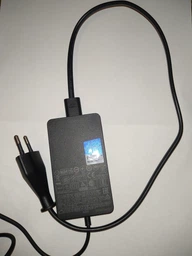 Блок питания для планшетов Microsoft (model 1800) 15В, 2.58А (44W), разъем special + USB [2-pin] фото от покупателей 2