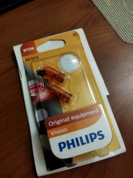 Автолампа Philips Vision WY5W (12396NAB2) фото від покупців 1