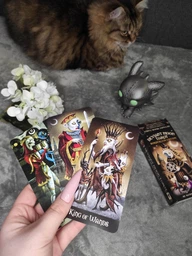 Карты Таро Безумной Луны. Deviant Moon Tarot