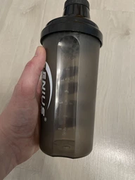 Шейкер Genius Nutrition Royal Shaker 700ml (Red) фото від покупців 4