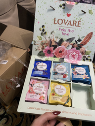 Колекція чаю Lovare Bouquet 6 видів по 5 шт. (4820198874186) фото від покупців 8