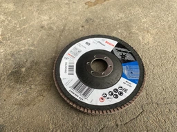 Лепестковый шлифкруг Bosch Best for Metal, X571, 125х22,23 мм, К120 (2608607320) фото от покупателей 1