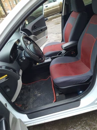 Авто чехлы из автоткани для MITSUBISHI COLT 2004-2012 Pok-ter VIP черные с красной вставкой фото от покупателей 2
