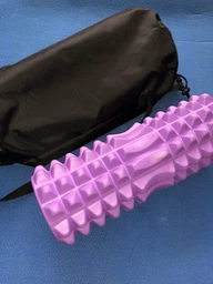 Массажный ролик YogaLife Trigger Point 33 см фиолетовый (роллер, валик, цилиндр для МФР и йоги, массажер для спины, ног, рук, шеи) фото от покупателей 4