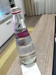 Упаковка минеральной негазированной воды San Benedetto 0.75 л х 12 бутылок (8001620004067) фото от покупателей 3