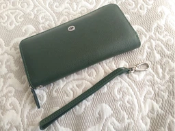 Жіночий клатч-гаманець ST Leather з натуральної шкіри зелений великий вертикальний на блискавці з ремінцем 9х18 5 см 56509 фото від покупців 4