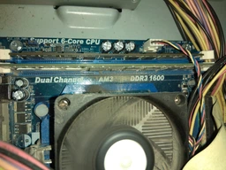Видеокарта Gigabyte PCI-Ex GeForce GT 730 2048MB DDR3 (128bit) (700/1600) (VGA, DVI, HDMI) (GV-N730-2GI) фото от покупателей 2