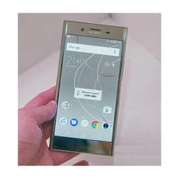 Мобильный телефон Sony Xperia XZ Premium Deepsea Black фото от покупателей 1