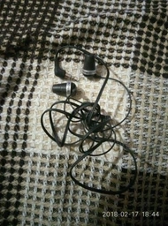 Наушники Koss The Plug Black (196635.101) фото от покупателей 5
