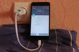 Зарядное устройство Protech Travel 2A Black (P7100Black) фото от покупателей 11