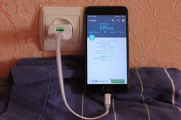 Зарядное устройство Protech Travel 2A Black (P7100Black) фото от покупателей 13