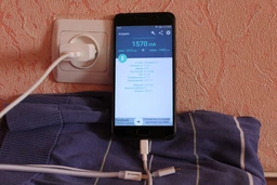 Зарядное устройство Protech Travel 2A Black (P7100Black) фото от покупателей 9