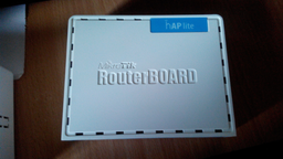 Маршрутизатор MikroTik hAP Lite Classic (RB941-2nD) фото від покупців 14