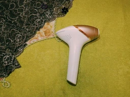 Фотоепілятор PHILIPS Lumea Prestige BRI950/00 фото від покупців 1