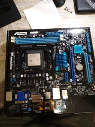 Материнская плата Asus M5A78L-M LE/USB3 (sAM3+, AMD 760G, PCI-Ex16) фото от покупателей 13