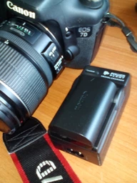 Зарядное устройство PowerPlant Slim для аккумуляторов Canon LP-E6 (DVOODV2924) фото от покупателей 1