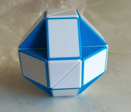 Змійка Рубіка Smart Cube біло-блакитна в коробці SCT401 фото від покупців 3