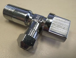 Кран FADO Classic 1/2''x3/4'' кутовий, KZ32 фото від покупців 3