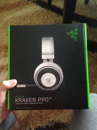Навушники Razer Kraken Pro V2 White (RZ04-02050200-R3M1) фото від покупців 9