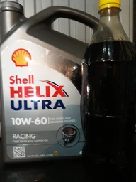Моторна олива синтетична Shell Helix Ultra Racing 10W-60, 4 л
