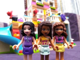 Конструктор LEGO Friends Будинок дружби 722 деталі (41340) фото від покупців 6