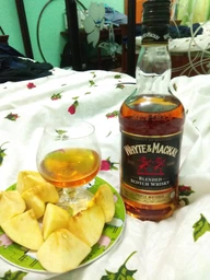 Виски Whyte&Mackay 1 л 40% (5010196065047) фото от покупателей 10