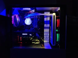 Набор вентиряторов и подсветки для корпуса QUBE RGB Rainbow Spectrum Kit v02 (RGB_SPECTRUM_KITv02) фото от покупателей 10
