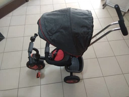 Триколісний велосипед Caretero Buzz з поворотним сидінням на 180 градусів фото від покупців 6