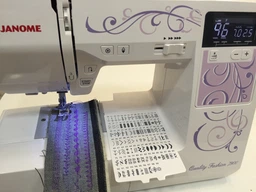 Швейна машина Janome Quality Fashion 7900 фото від покупців 7