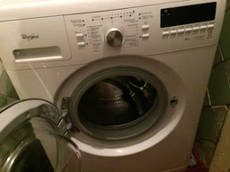 Стиральная машина узкая WHIRLPOOL AWS 63013 фото от покупателей 12