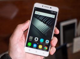 Мобільний телефон Lenovo K5 Plus (A6020a46) Grey фото від покупців 1