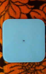 Смарт-весы Xiaomi Mi Smart Scale (XMTZC01HM) фото от покупателей 7