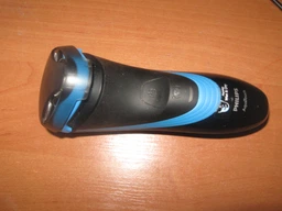 Электробритва PHILIPS AquaTouch AT756/16 фото от покупателей 6