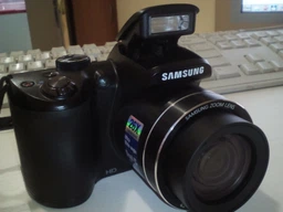 Фотоапарат Samsung WB100 Black (WB100ZBABRU) фото від покупців 1