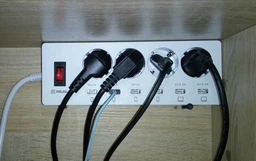Сетевой фильтр-удлинитель Real-El RS-4F Charge 6 1.8 м White