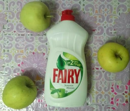 Упаковка засобів для миття посуду Fairy Яблуко 900 мл х 2 шт (8006530210904) фото від покупців 11