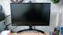 Монитор 23.8" LG UltraFine 24UD58-B фото от покупателей 19