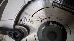Дискова пила DeWALT 1600 Вт, диск 190х30 мм, 4.0 кг, кейс (DWE575K) фото від покупців 3