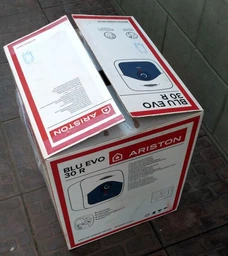 Электрический водонагреватель Ariston BLU EVO R 10/3 над мойкой (3100636) фото от покупателей 10