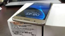 Мобильный телефон Lenovo K5 (A6020a40) Silver