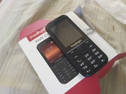 Мобильный телефон Prestigio Wize C1 Duo Black фото от покупателей 1