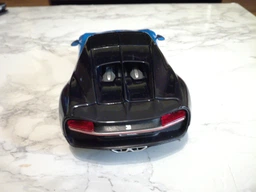 Машина Maisto Bugatti Chiron (1:24) синий металлик (31514 met. blue) фото от покупателей 9
