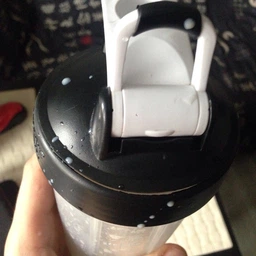 Шейкер спортивный BlenderBottle Classic Loop PRO 20oz/590ml Pebble Grey фото от покупателей 15