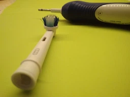 Электрическая зубная щетка Oral-B Expert/DB4 (4210201822448) фото от покупателей 9