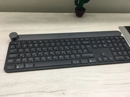 Клавиатура беспроводная Logitech Craft USB/Bluetooth (920-008505) фото от покупателей 11