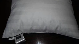 Подушка пуховая MirSon Extra Premium Royal 3050 средняя 50x70 см (2200000007018) фото от покупателей 14