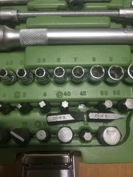 Універсальний набір головок і ключів 1/4" & 1/2", 82 предмети НГ-4082П Alloid