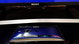 Смартфон Sony Xperia XZ2 Premium Black (639271854) фото від покупців 2